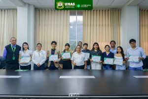 UNAS ENTREGA PREMIOS A GANADORES DEL “III SEMINARIO DEL PROGRAMA DE INICIACIÓN C…